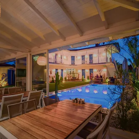 Hotell Rhodium Alaçatı