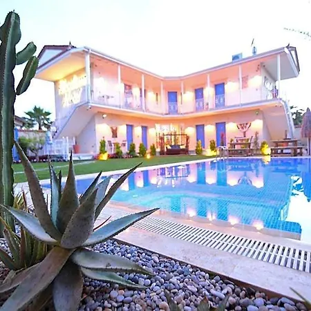 Otel Rhodium